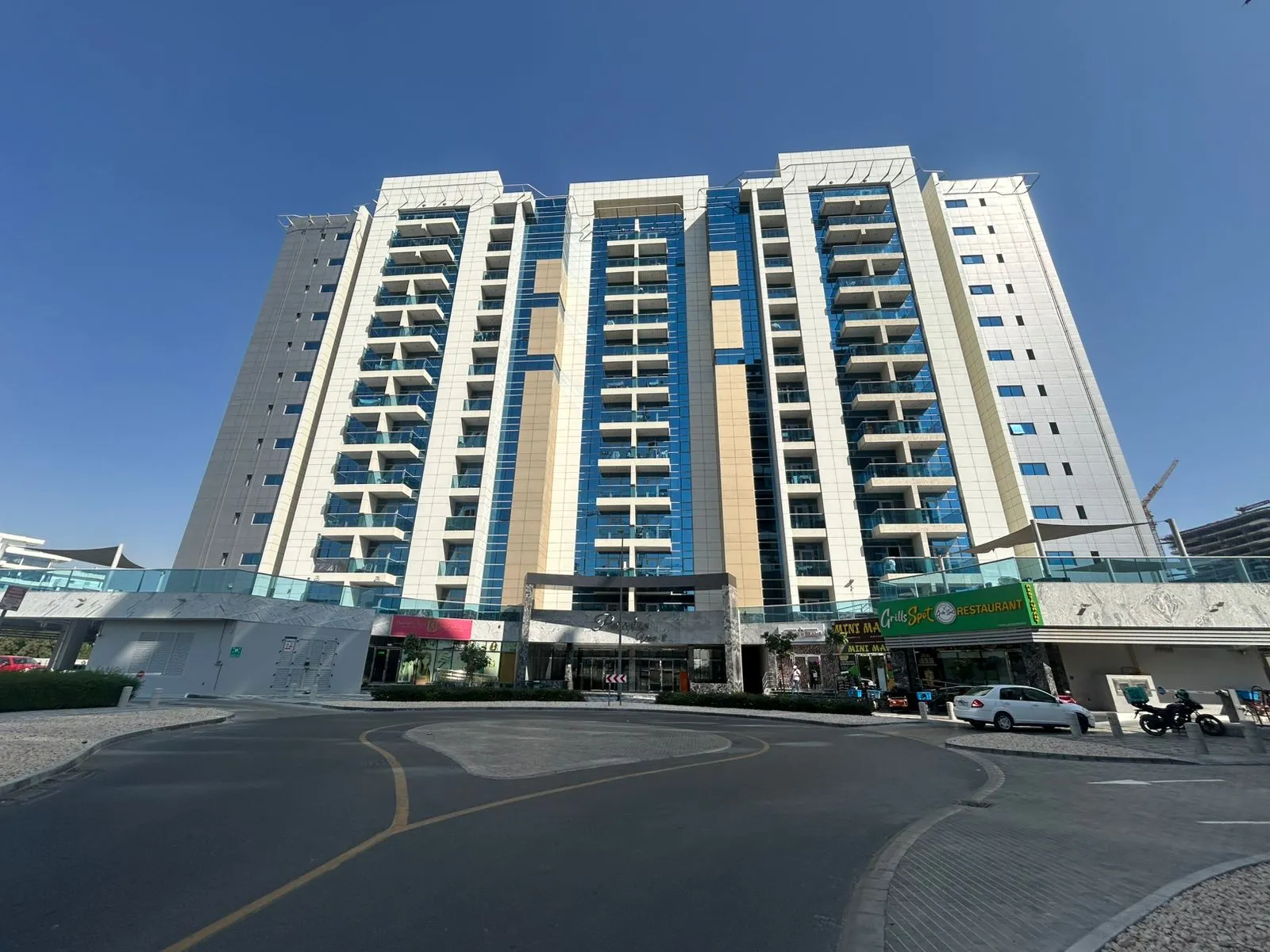 Paradise View II — 2BR Апартаменты