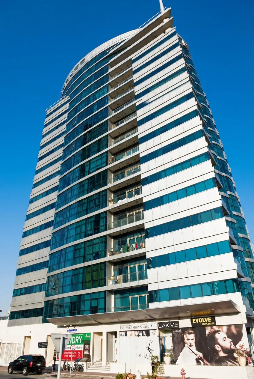 Amaris Tower — фото 1